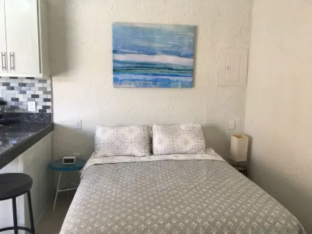 Marina Cabo Plaza - Studio Condo (Marina View) in Cabo San Lucas Отели рядом с достопримечательностью «Los Cabos Whale Shark»