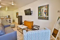 Key West Suites Hotel - Adam Scott Rote Suite