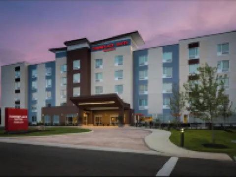 萬豪特雷西TownePlace Suites 套房酒店 特雷西酒店