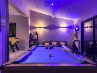 Carcalove - Pool, Billard & Jacuzzi - 10pax