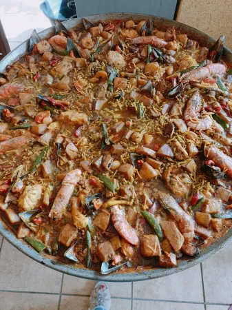 The Blue house Отели в г. Сижан