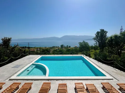 Bella Vista Rezidencë Hotels in Pogradec