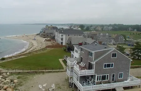 Luxury Minot Oceanfront • Dog Friendly • Hot Tub • 5BR • Families & Groups Отели в г. Сайчуат