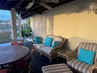 Charming 2-bedroom villa with AC, WiFi, stunning ocean views