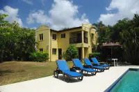 SUMMER SALE Stunning 3 Bed Child Friendly Villa, Private Pool. St James,