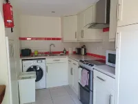 Quiet cottage very close to village centre and ameneties. Các khách sạn ở Maidstone District