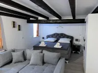 Ferien im Schloss Hilbringen Hotels in 