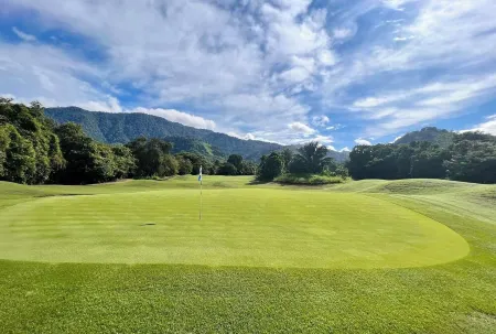 OCEAN, MOUNTAINS, JUNGLE - TOP OF THE WORLD