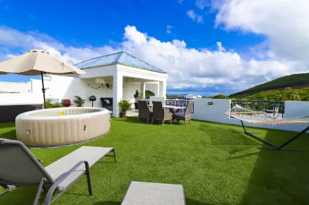 Marabey - Rooftop Condo Paradise Отели в г. Machos