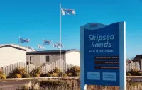 Home from home static caravan at Skipsea Sands Holiday Park (pet friendly) Отели в г. 