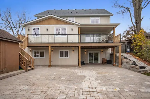 Modern, Self Contained Suite with Private Entrance, free parking and WIFI Hotels in Halton Hills