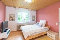 15 Minuten vom Frankfurt Station Entfernt. Geräumiges Haus mit 4 Schlafzimmer