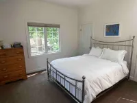 Quiet Grand Mere Coach House on Lake Michigan