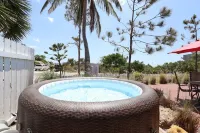 Siesta Key Island Rentals - Hot Tub