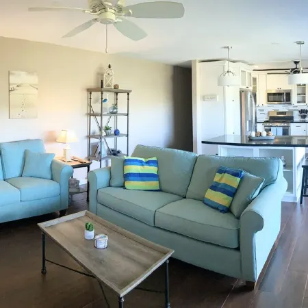 Updated 1BR/1BA - "Island Sol" with fantastic views