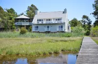 Osprey Nest-Waterfront, Sunsets! Hotels near Captain Timothy Hill House