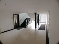 Cozy, central, close to the lake