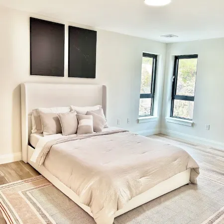 Modern Luxury Apartment in the Heart of Quincy