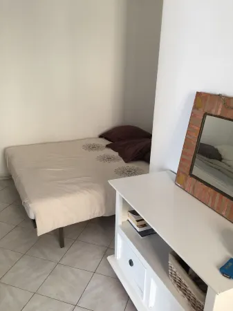 Just a stone's throw from the port Отели в г. Пор-Вандр