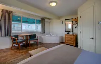 Sea Cliff House Motel Hotels in 
