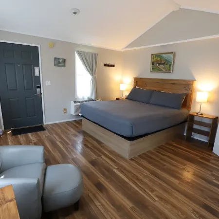 Lakeside Resort Hotels in Reading