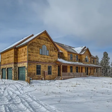 Mountain Majesty 6 Bedroom Home