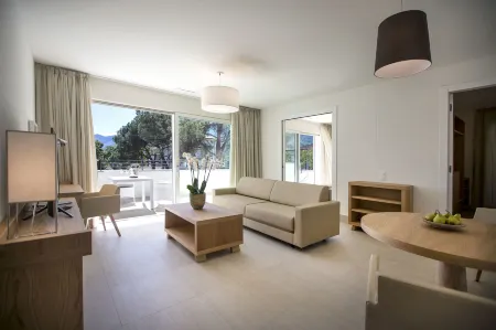 Delta Resort Apartments