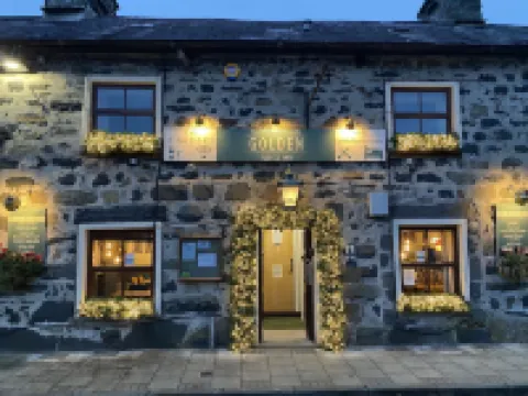 The Golden Fleece Inn Hotels in Porthmadog