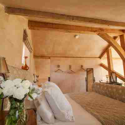 The Tractor Shed Rooms