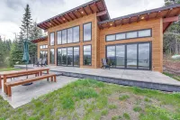 Luxe Mtn-View Escape 5 Mi to Dtwn Priest River! - 4 tähden