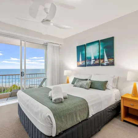 La Mer Sunshine Beachfront