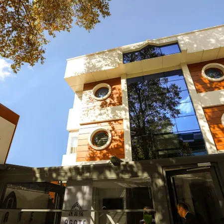 Agate Hotel Отели рядом с достопримечательностью «Аксарай»