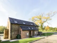 Granary Cottage Hotels in Little Kineton