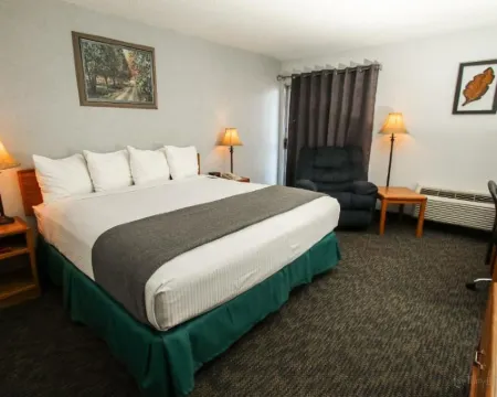 Sundowner Station Hotels in Riverton