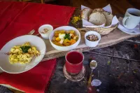 Hosteria la Roulotte - Mindo - Desayuno