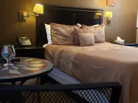 Travellers Motel Hotels in Perth County