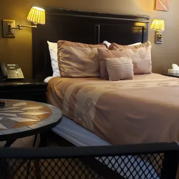 Travellers Motel