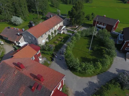 Helsingegården Отели в г. Jarvso