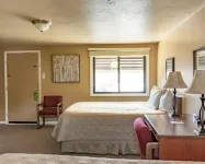 Oregon Trail Inn Hotels in Buhl