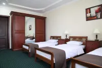 Grand Nur Hotel Các khách sạn gần Hazrati Imam Mosque