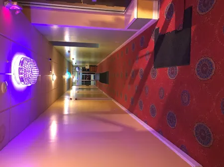 Waterbury Big Apple Motel Отели рядом с достопримечательностью «Seven Angels Theatre»