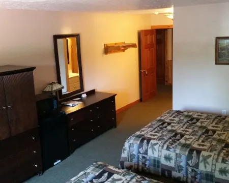 K&G Lodge Hotels in Oswego County