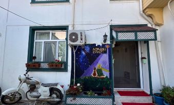 Adadaki Evimiz Bozcaada