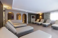 Aparthotel Familiaris - Family Apartments - Pools & Spa in Dolomites Hotels in Valdaora