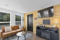 Silver Sands Motel Hotels in Grayland
