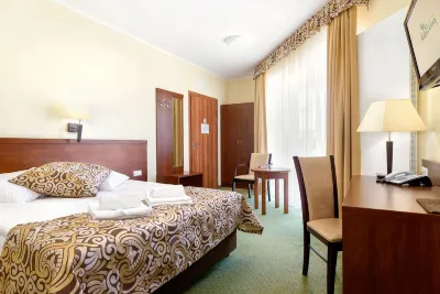 Hotel Zielony Hotels in Kornik