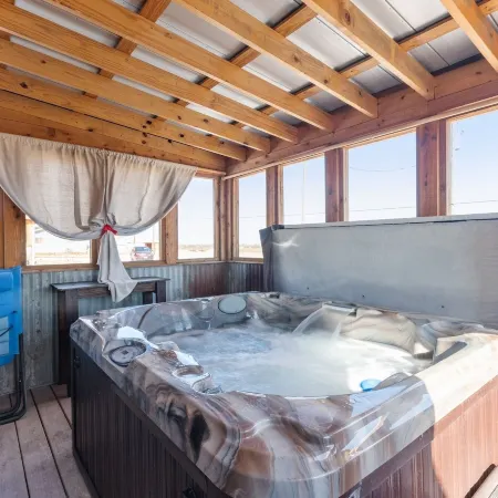 Hollmig Sunset View 1 Bedroom Cabin by RedAwning