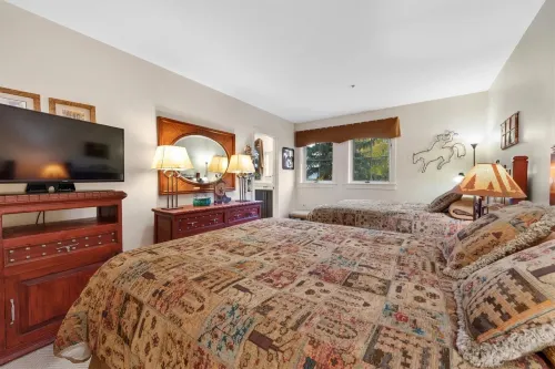 Beaver Creek Centennial Residences 2 Bedroom - Jacuzzi