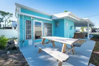 Ryan’s Boat House W/Pontoon boat Gulf Access