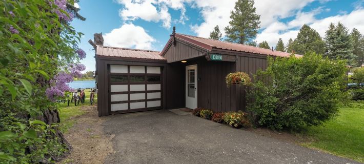 Historic  Gilchrist Waterfront Resort Hotels in Klamath County